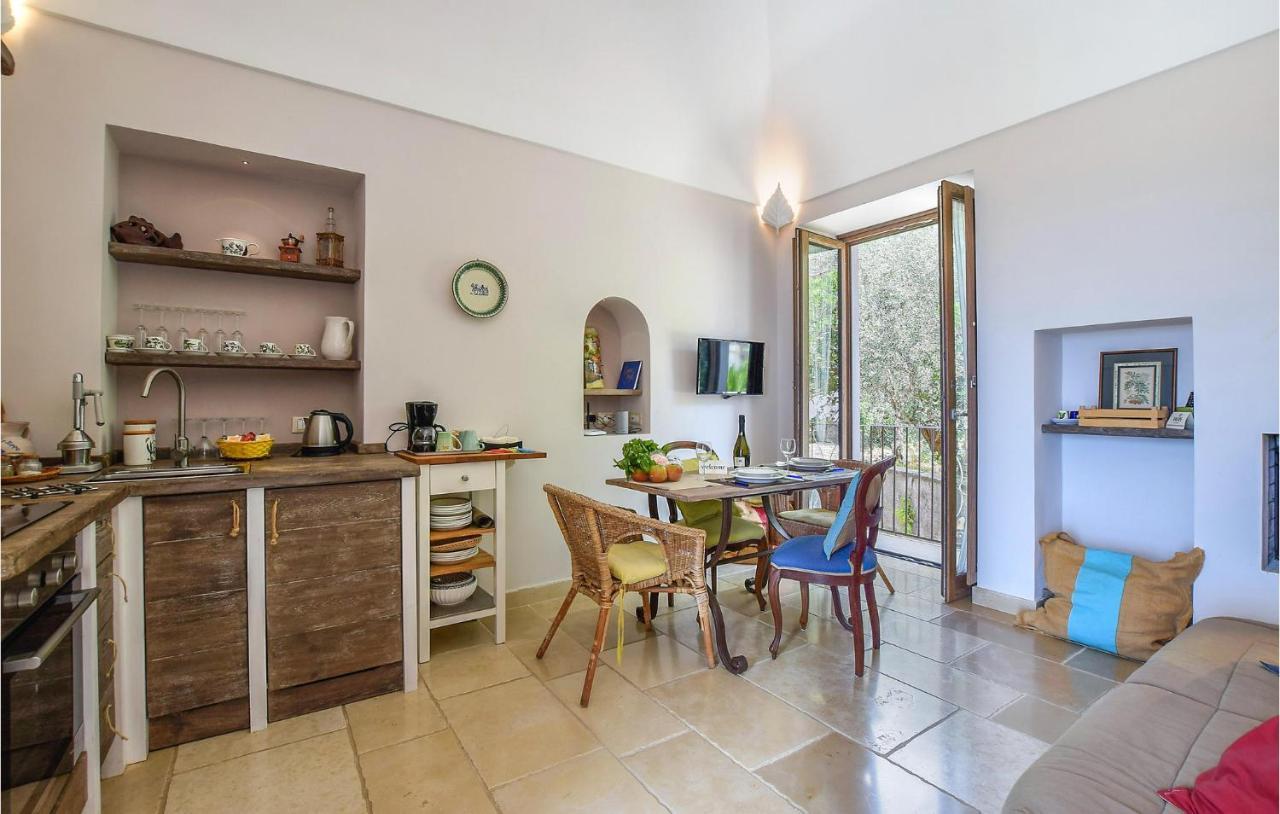 Cozy Apartment In Massa Lubrense Zewnętrze zdjęcie